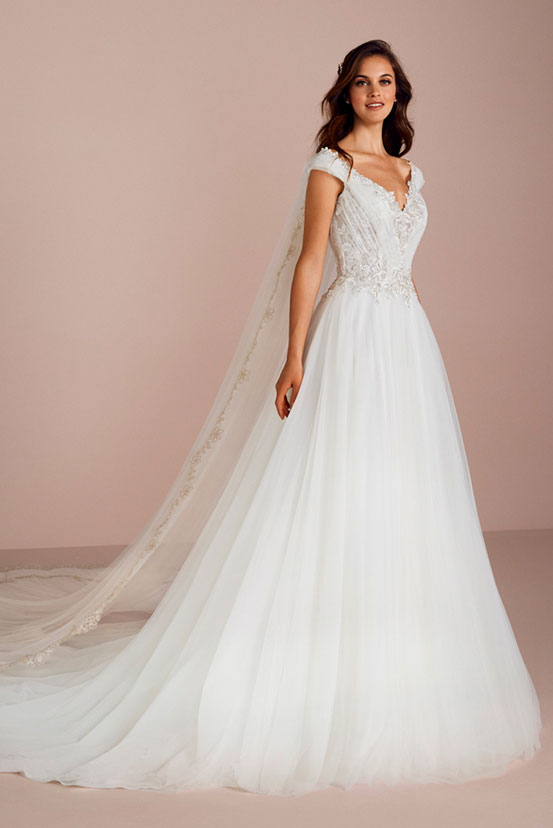 Brautkleider 2019 Troisdorf Prinzessin Brautkleid Spitze