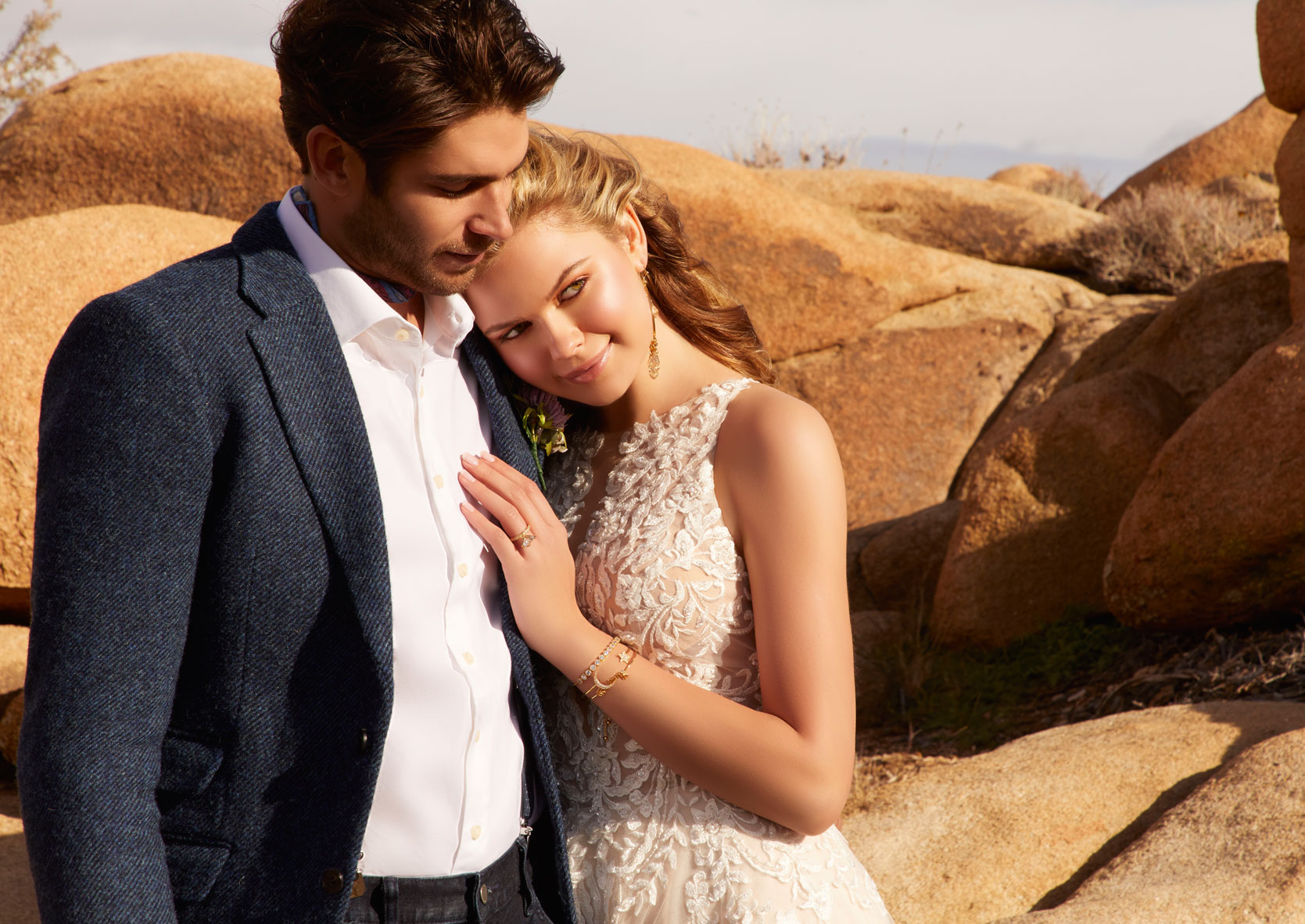 Hochzeitskleid_Standesamt_lang-Standesamtkleid_Schwangerschaft