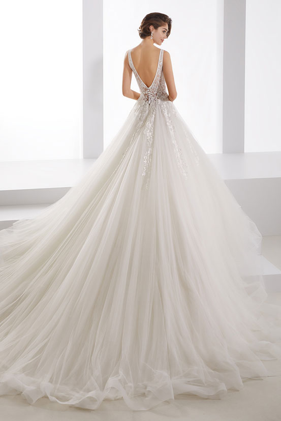 Prinzessin Brautkleid Mit Strass Brautkleid Mit Swarovski Tüll