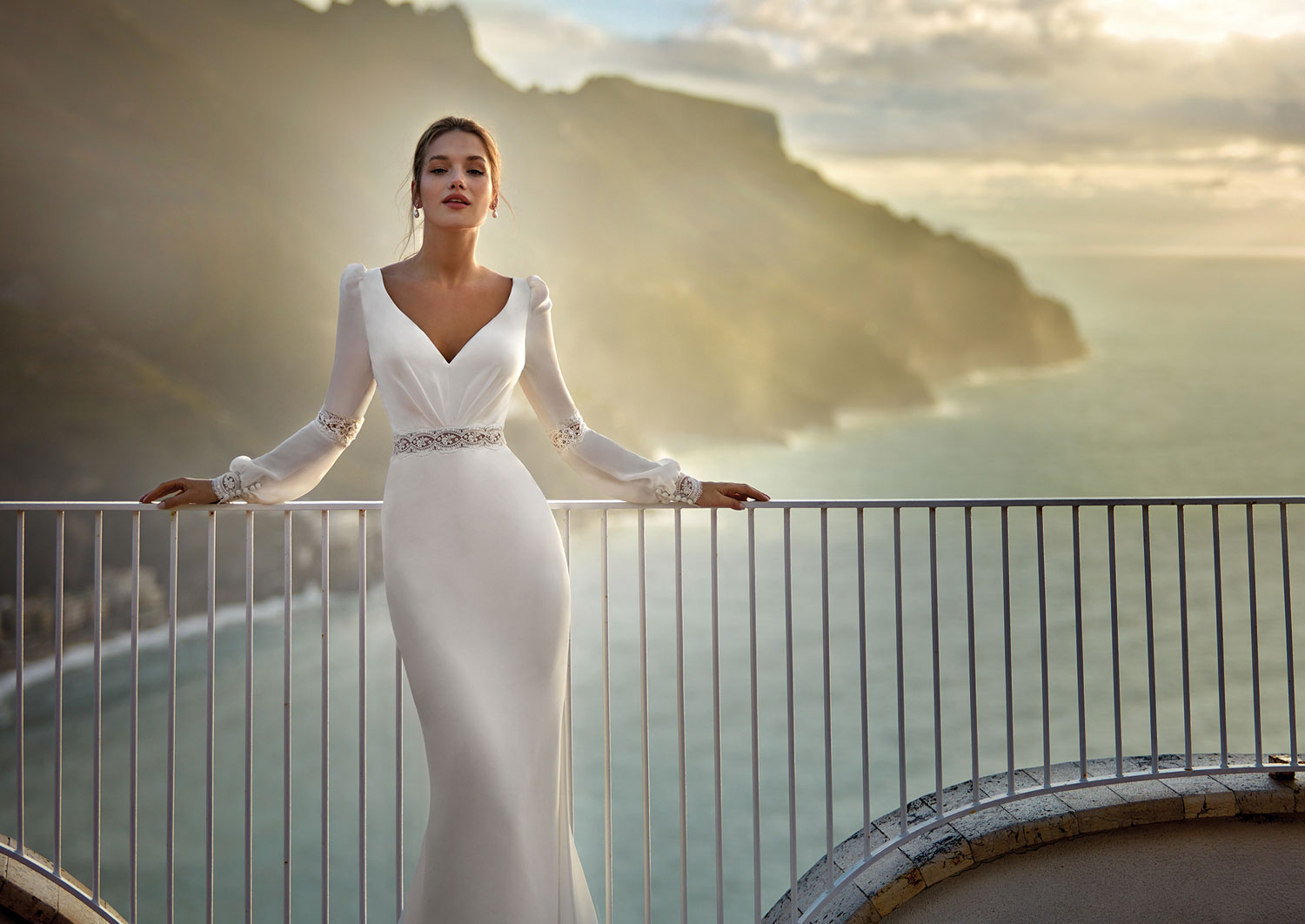 brautkleid-schlicht-elegant-standesamt